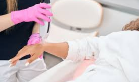 Modern Cataract Surgery Recovery, Lens Options Aur Common Fears